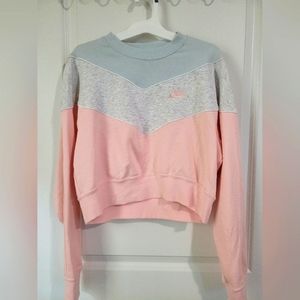 Nike medium sweater